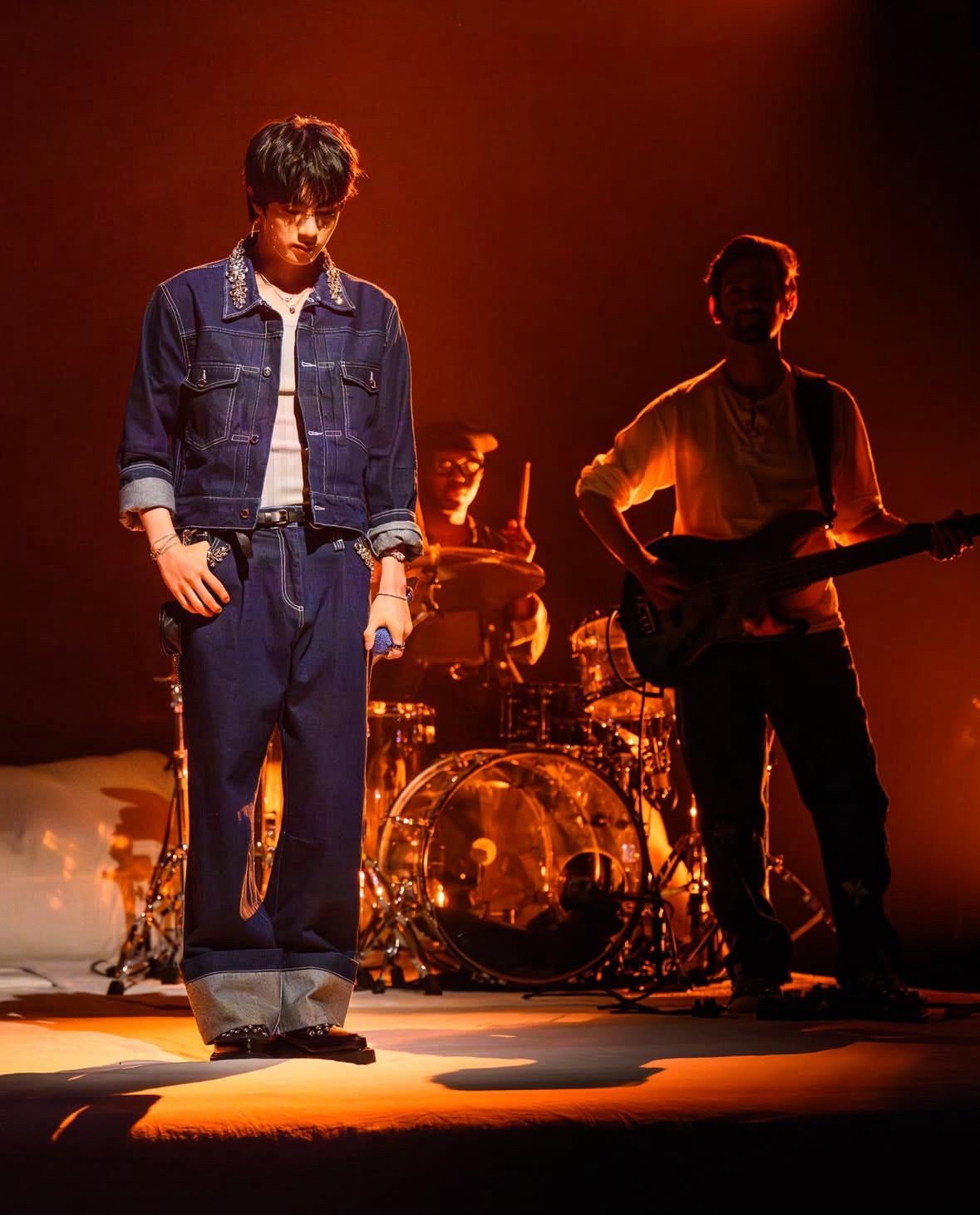 Photographer Todd Owyoung IG Post feat. Jin - 220525