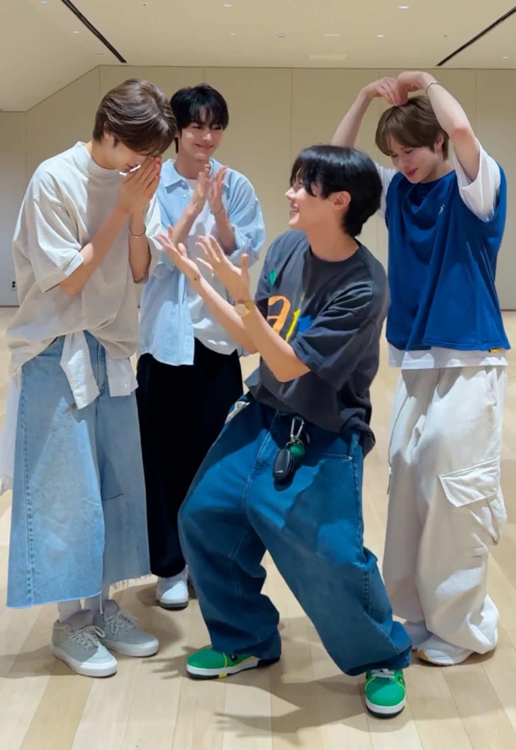 250617 TWS Youngjae, Hanjin & Kyungmin on TikTok with j-hope: ‘Countdown!’ Dance Challenge