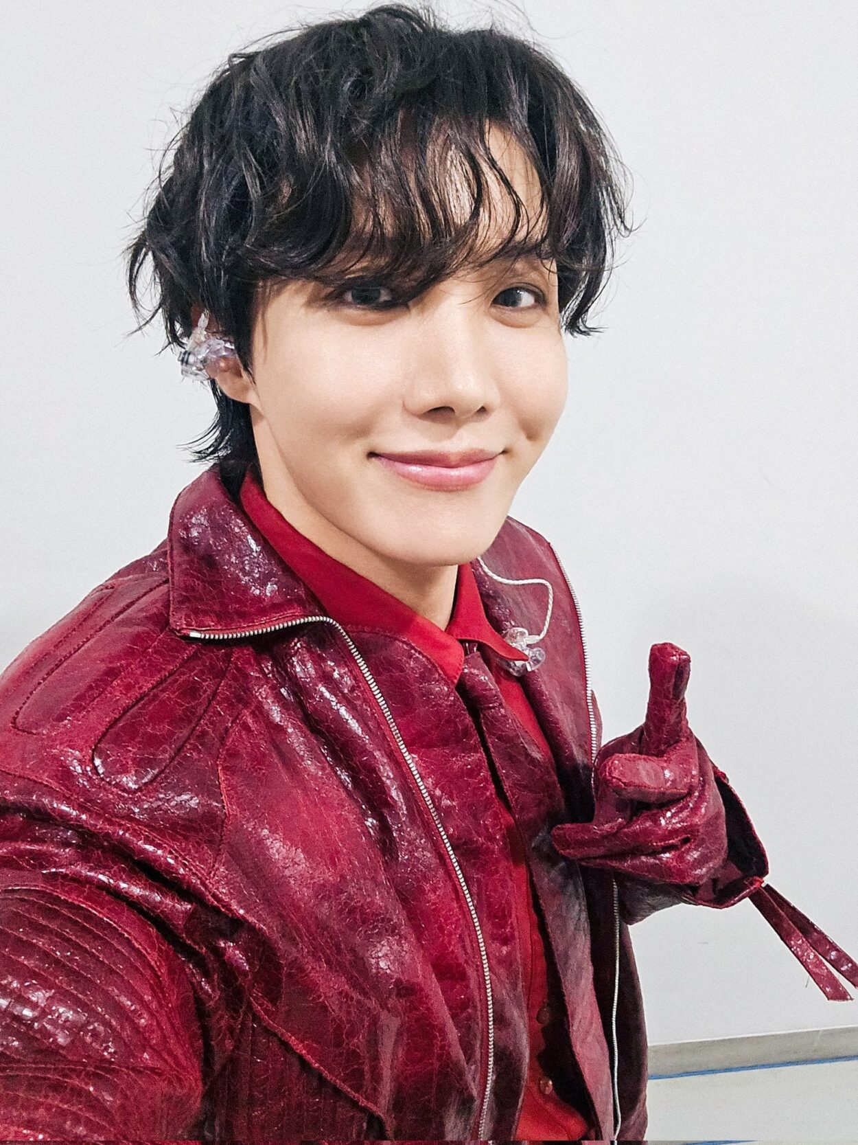 250504 BTS Official on Twitter: Today’s Bangtan with j-hope @ HOPE ON THE STAGE - Jakarta Day 2