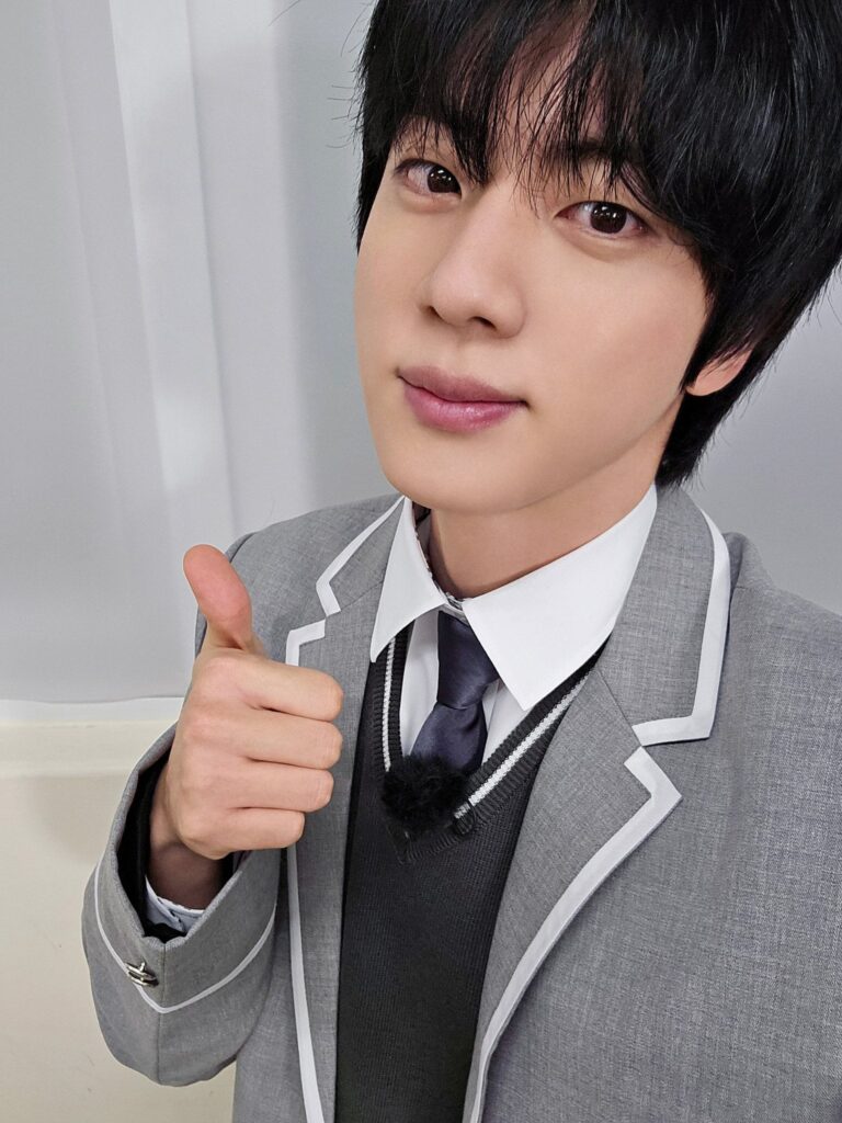250429 BTS Official on Twitter: Today’s Bangtan with Jin @ Run Jin EP.32