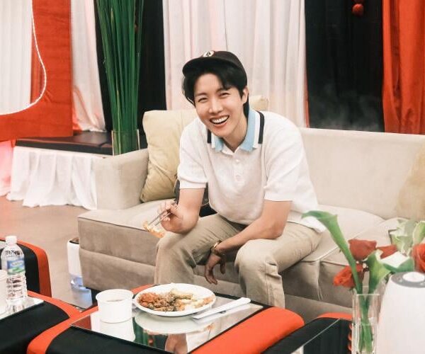 250504 hope_to Instagram Broadcast Channel feat. j-hope