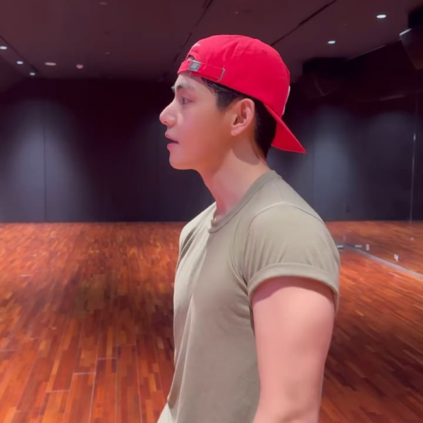 Leejung Lee IG Post feat. Taehyung (2) 110625