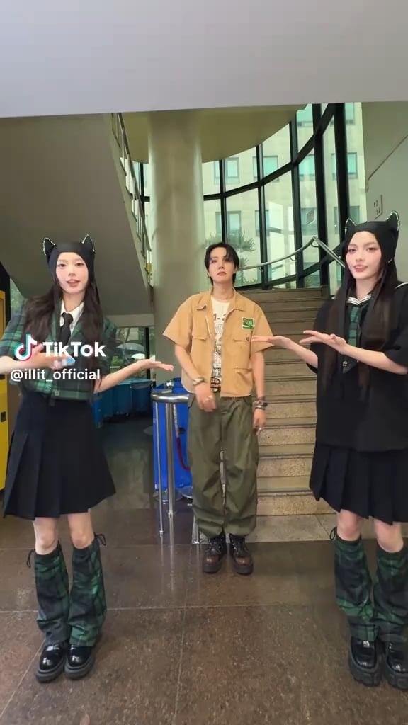 ILLIT Moka & Iroha on TikTok with Hobi - 'Do the Dance' Dance Challenge - 200625