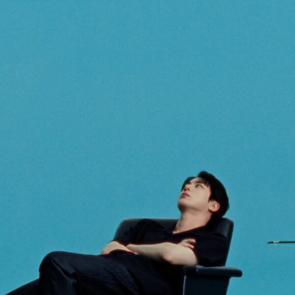 Laneige Korea Twitter feat. Jin - 040525