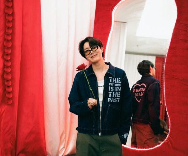 250502 hope_to Instagram Broadcast Channel feat. j-hope