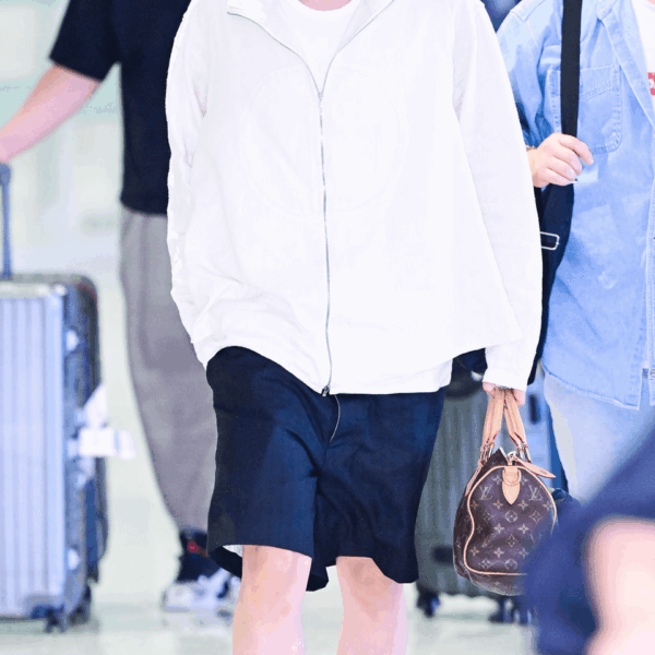 [KMedia] Hobi's arrival in Seoul - 260525