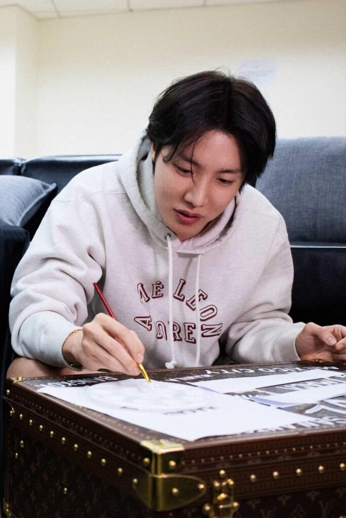 hope_to IG Broadcast Channel feat. Hobi - 240525