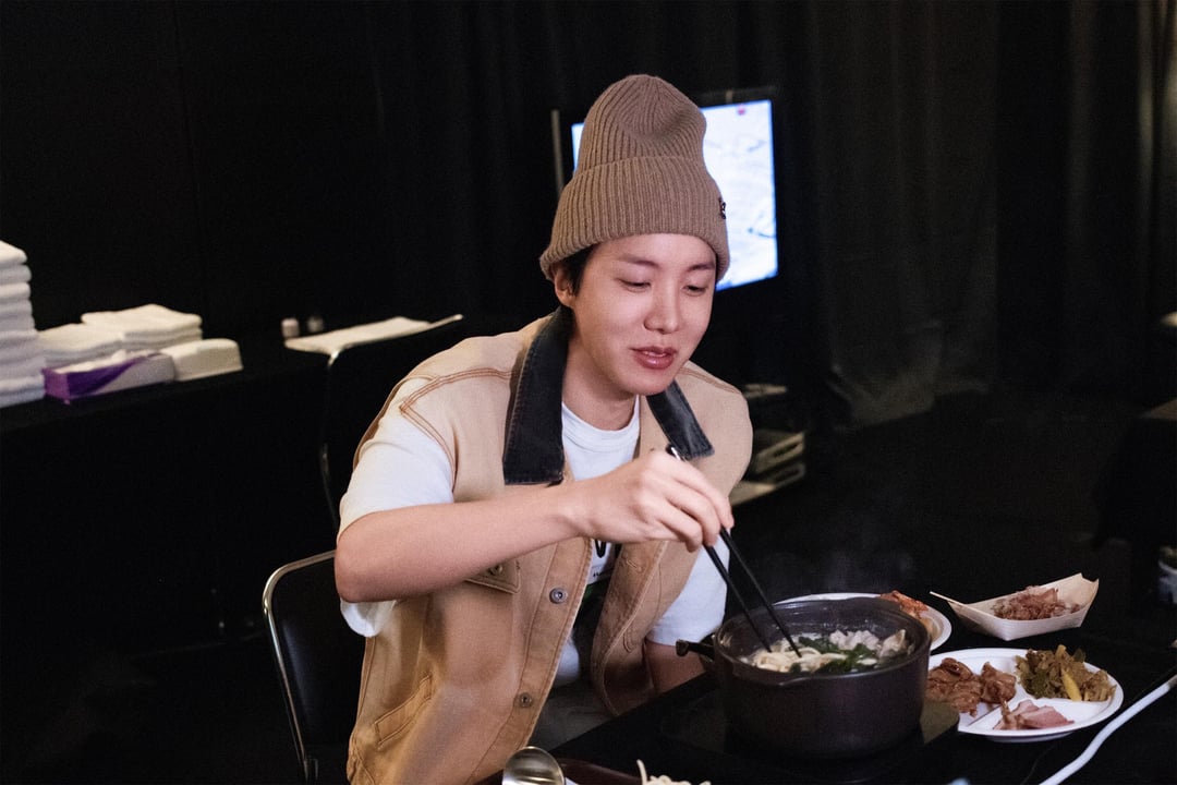 hope_to IG Broadcast Channel feat. Hobi - 010625