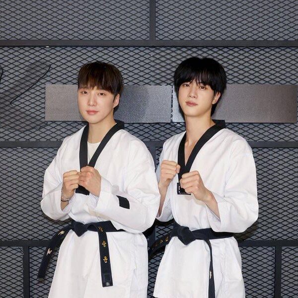 [BTS Official Twitter] Today’s Bangtan with Jin @ Run Jin EP.34 - 130525