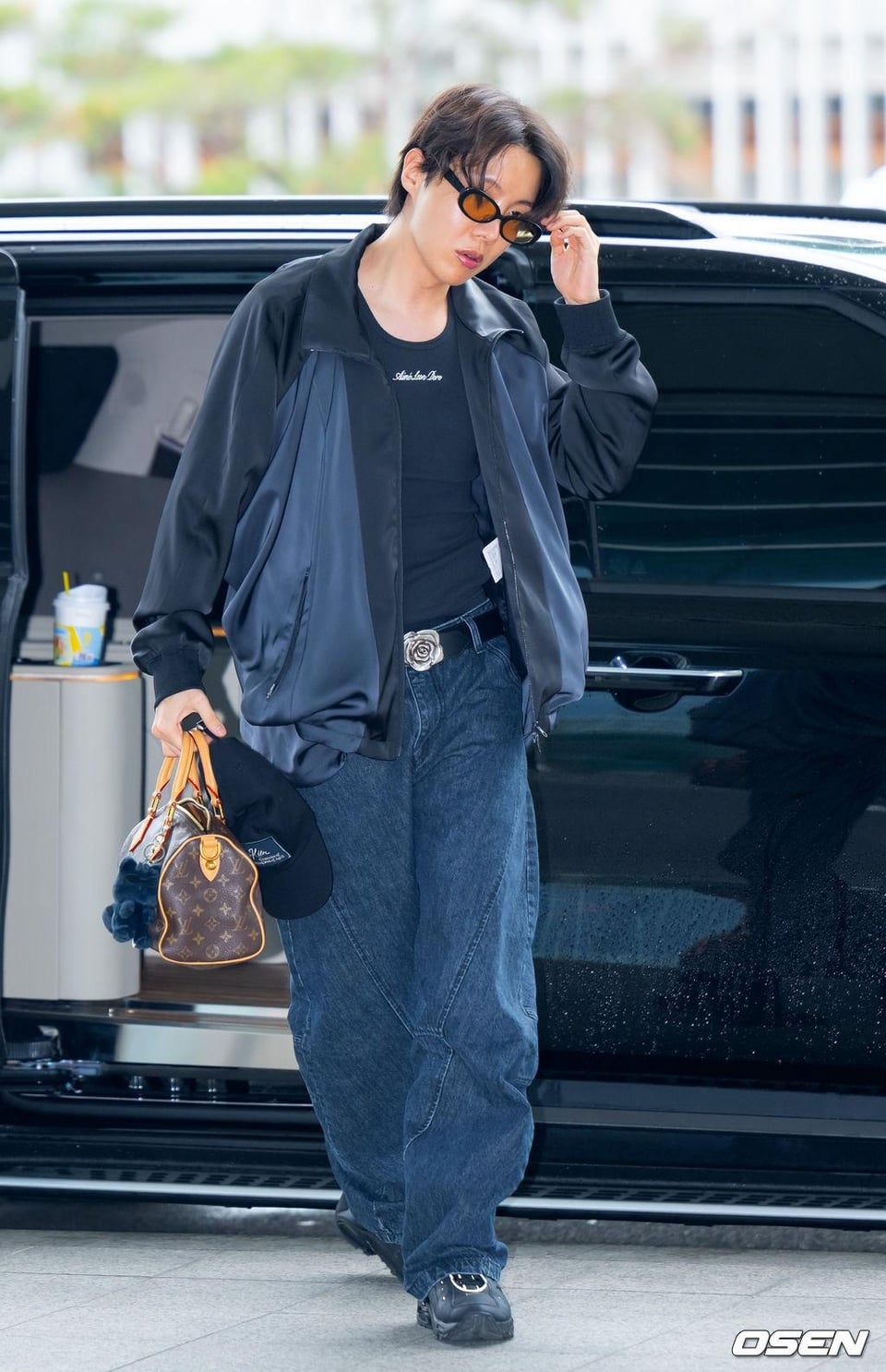 [KMedia]] Hobi’s departure to Bangkok - 090525