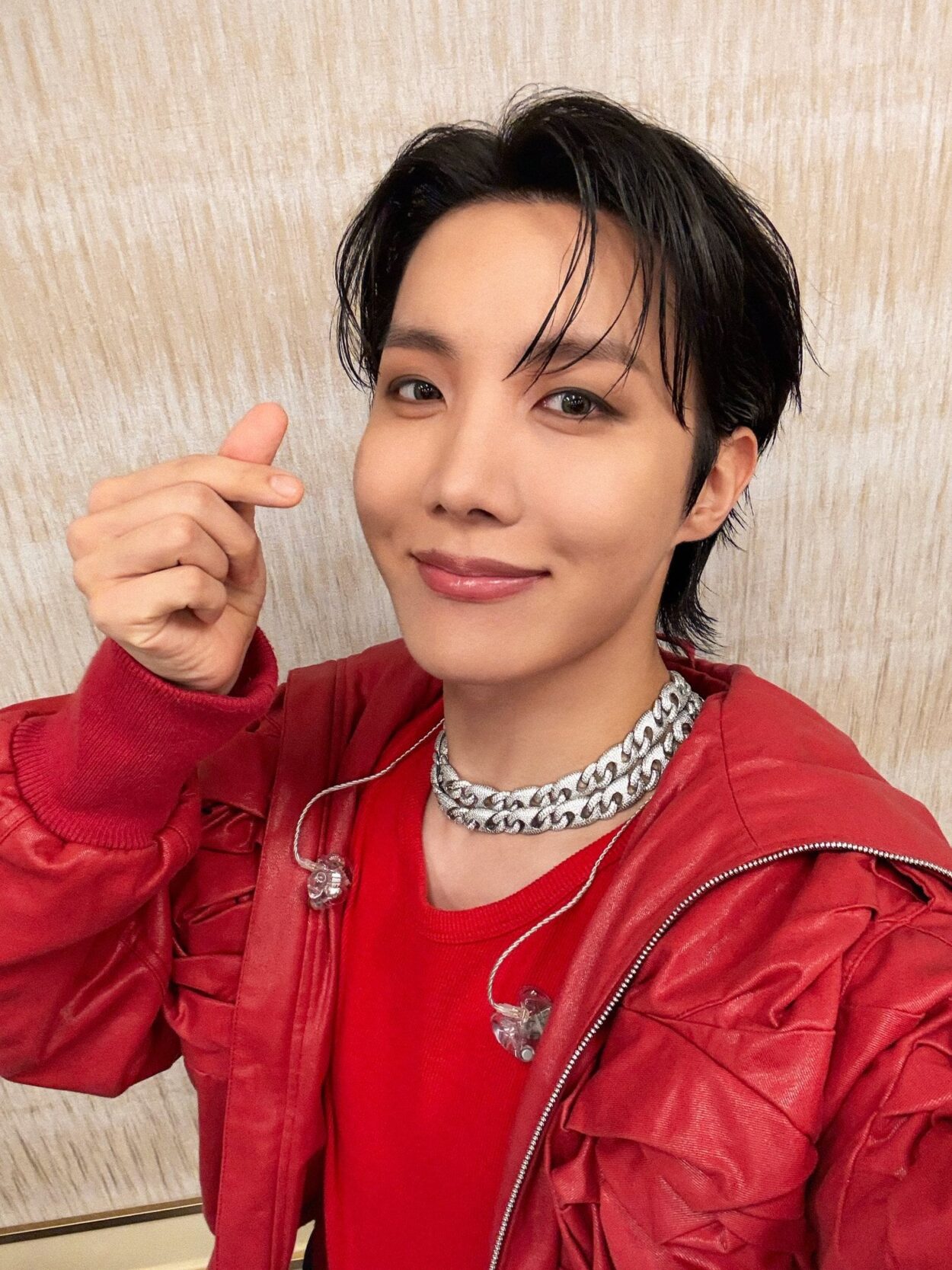 250518 BTS Official on Twitter: Today’s Bangtan with j-hope @ HOPE ON THE STAGE - Macau Day 2