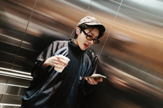 [hope_to IG Broadcast Channel] Pictures of Hobi - 160525
