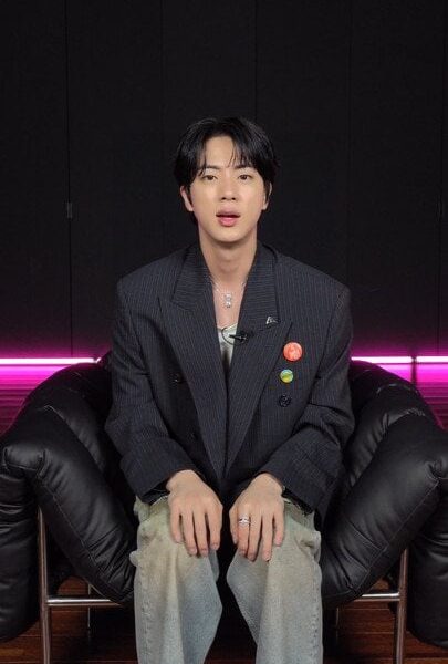 250505 Jin’s promotional video for ‘Echo’ on Spotify