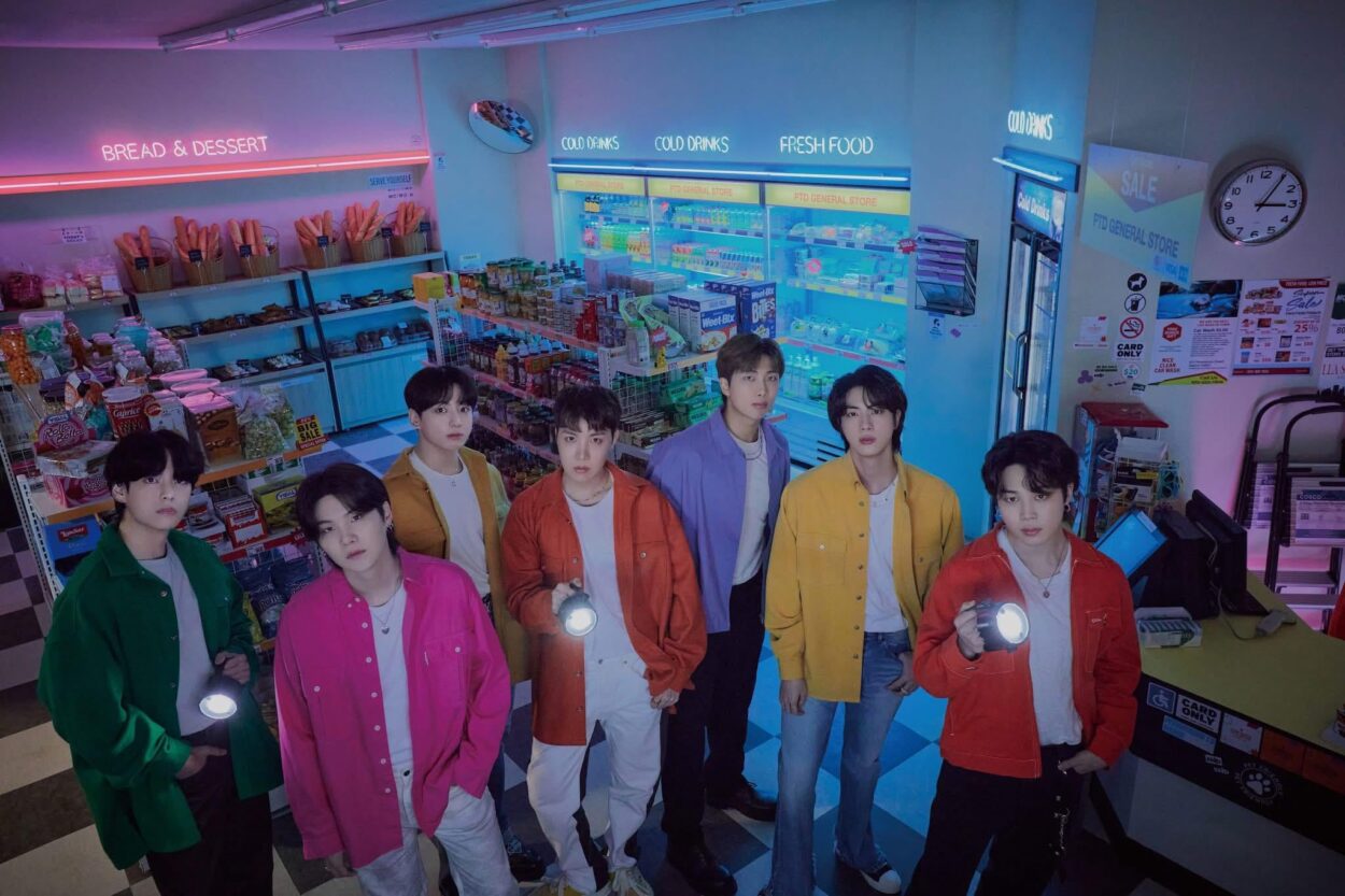 Happy ARMY day. Celebrating my 3rd birthday with them. 🥳🥳🥳