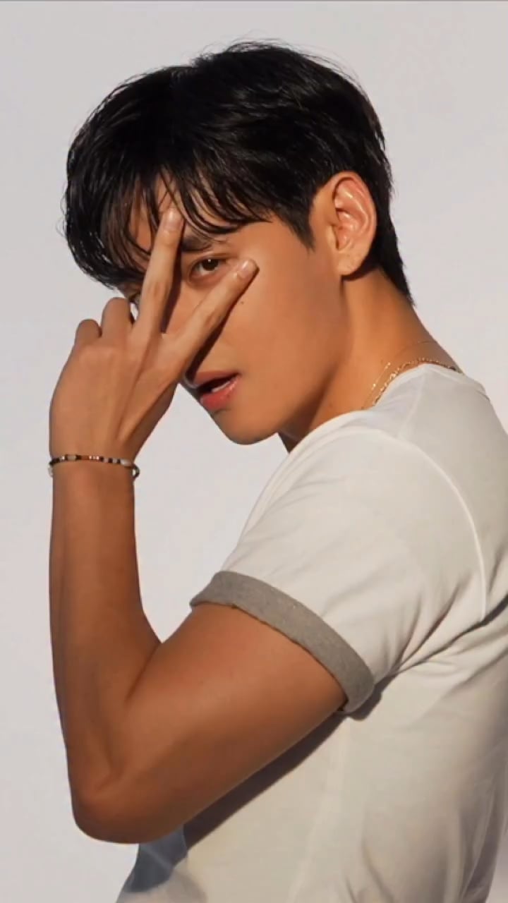 [HYPEBEAST Korea IG Post] Taehyung for Coca-Cola Zero Korea - 310725