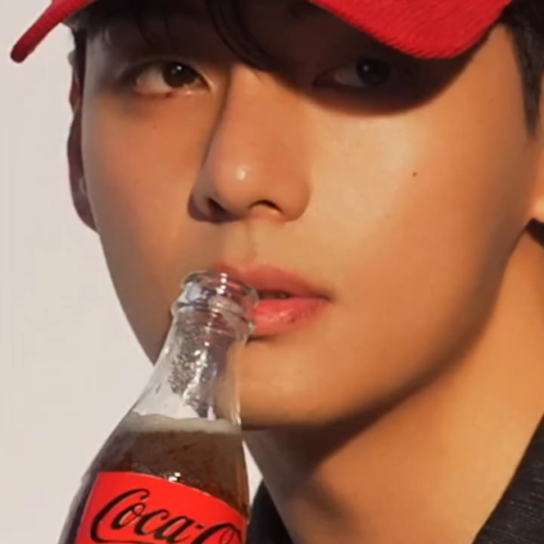 [eyesmag IG Post] Taehyung is the newest brand ambassador for Coca Cola Korea - 300725