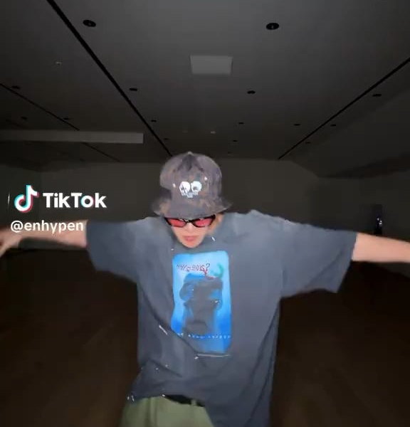 [ENHYPEN TikTok] Hobi with ENHYPEN Jake and Jungwon - 'Outside' Dance Challenge - 020725