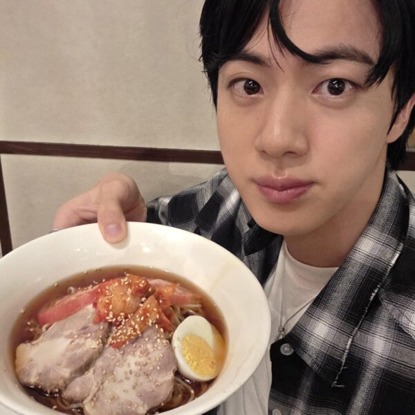 Jin Weverse 060725