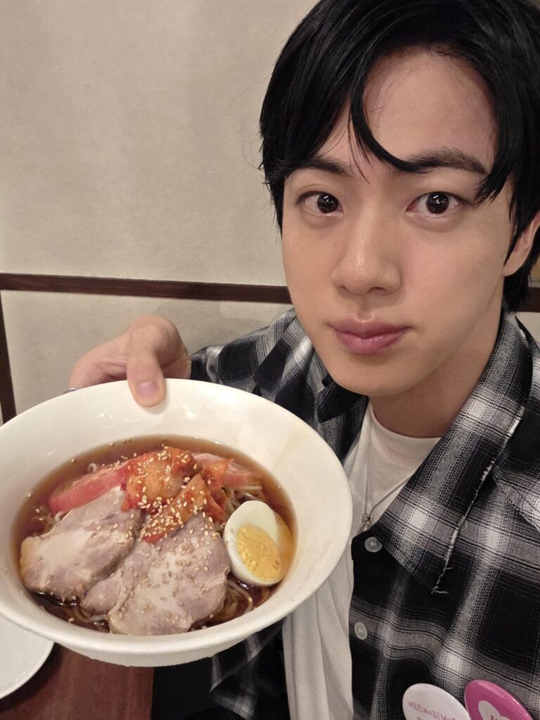 Jin Weverse 060725