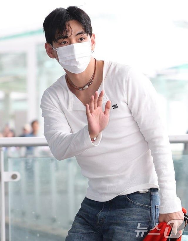 [KMedia] Taehyung Airport departure photos - 040725