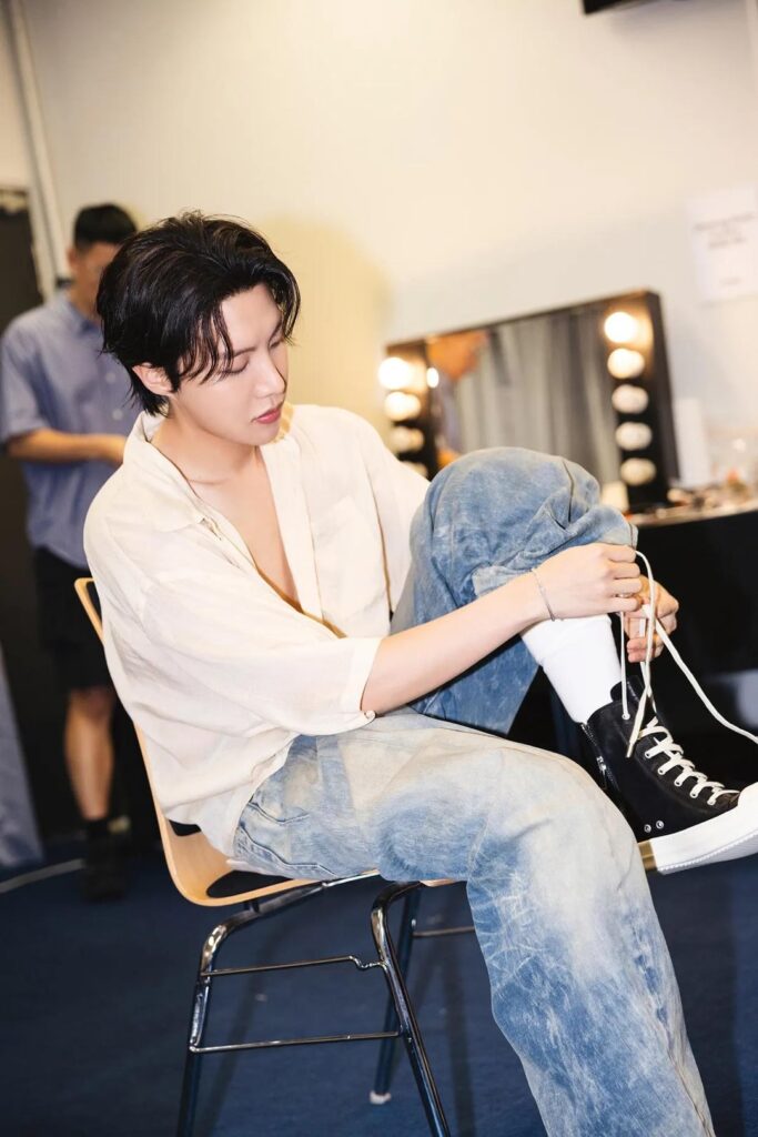 [Billboard] Official backstage photos of Hobi for Hobipalooza in Berlin by BIGHIT MUSIC - 150725