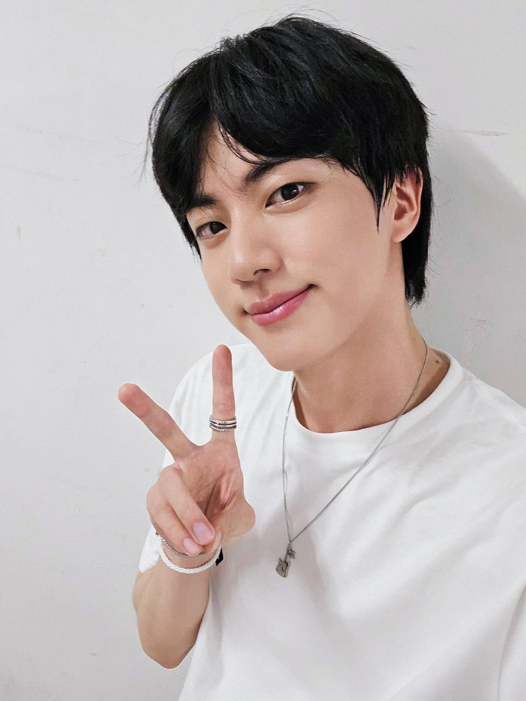 [BTS Official Twitter] Today’s Bangtan with Jin @ RUNSEOKJIN_EP.TOUR - Chiba Day 1 - 050725