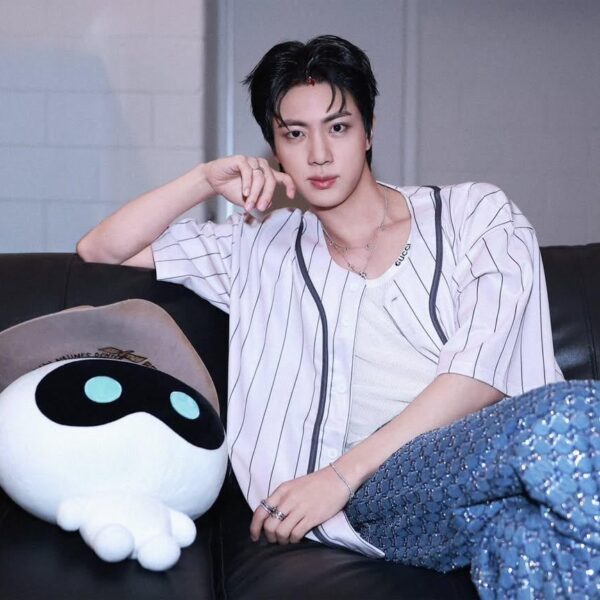 Jin IG Posts 310725