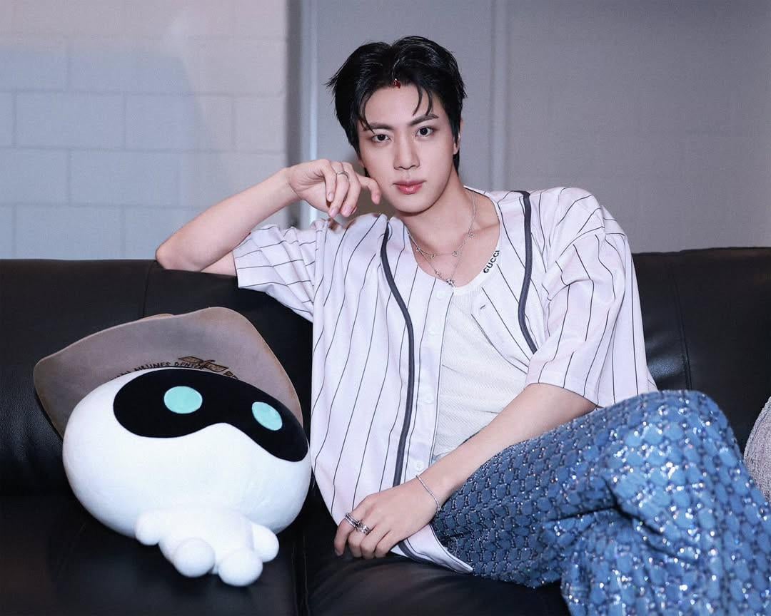 Jin IG Posts 310725