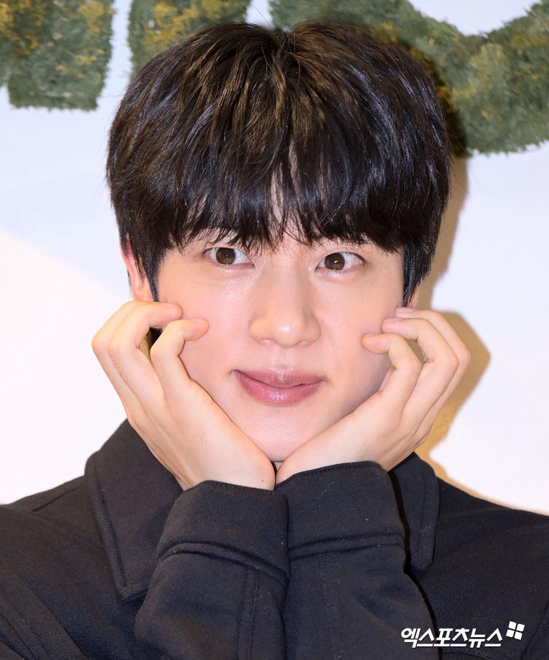 [KMedia] Jin at the grand opening of Alo Dosan in Seoul - 010725