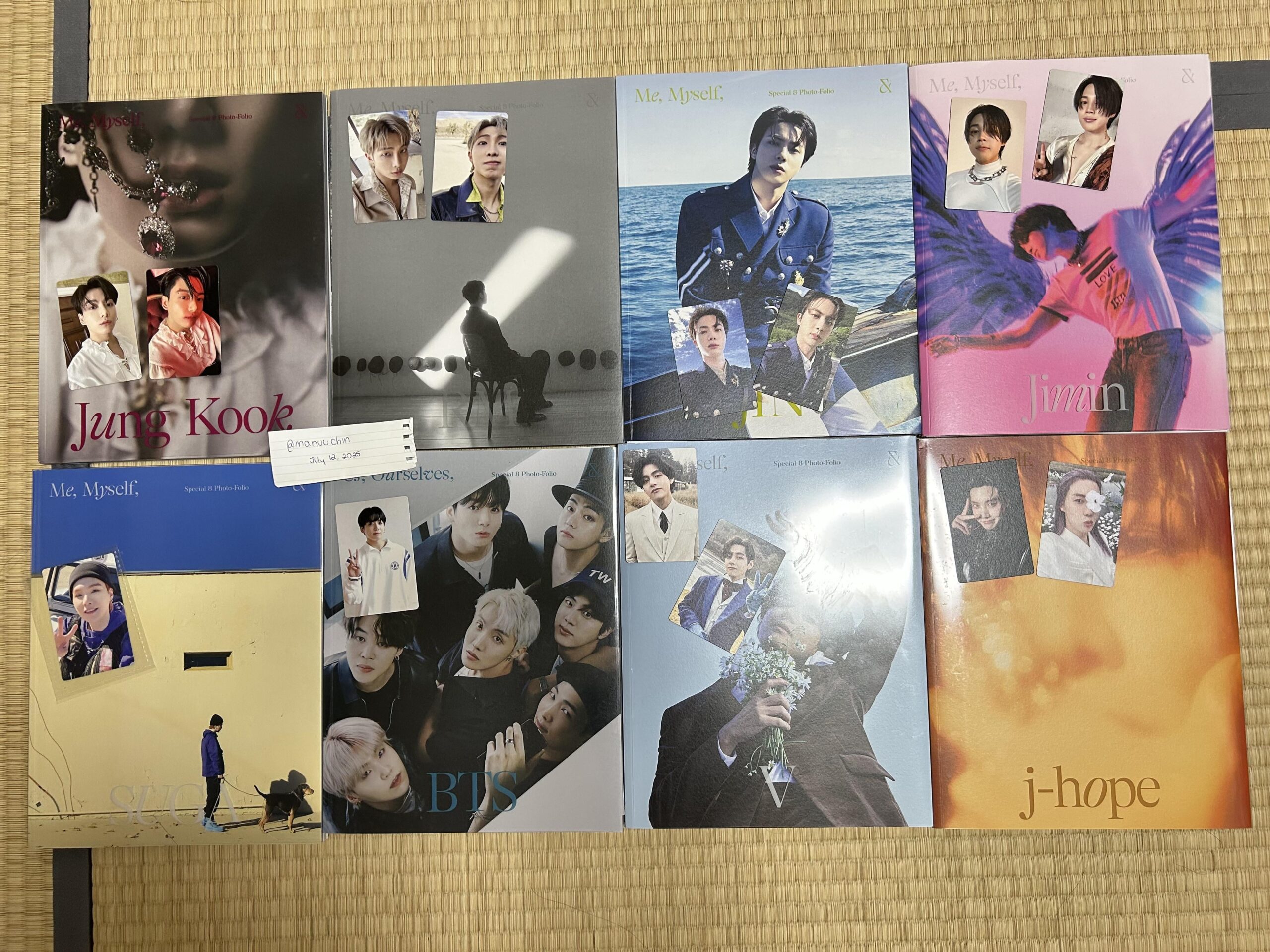[WTS] [Japan only] Photo-folio complete set with PCs and inclusions 8,000yen