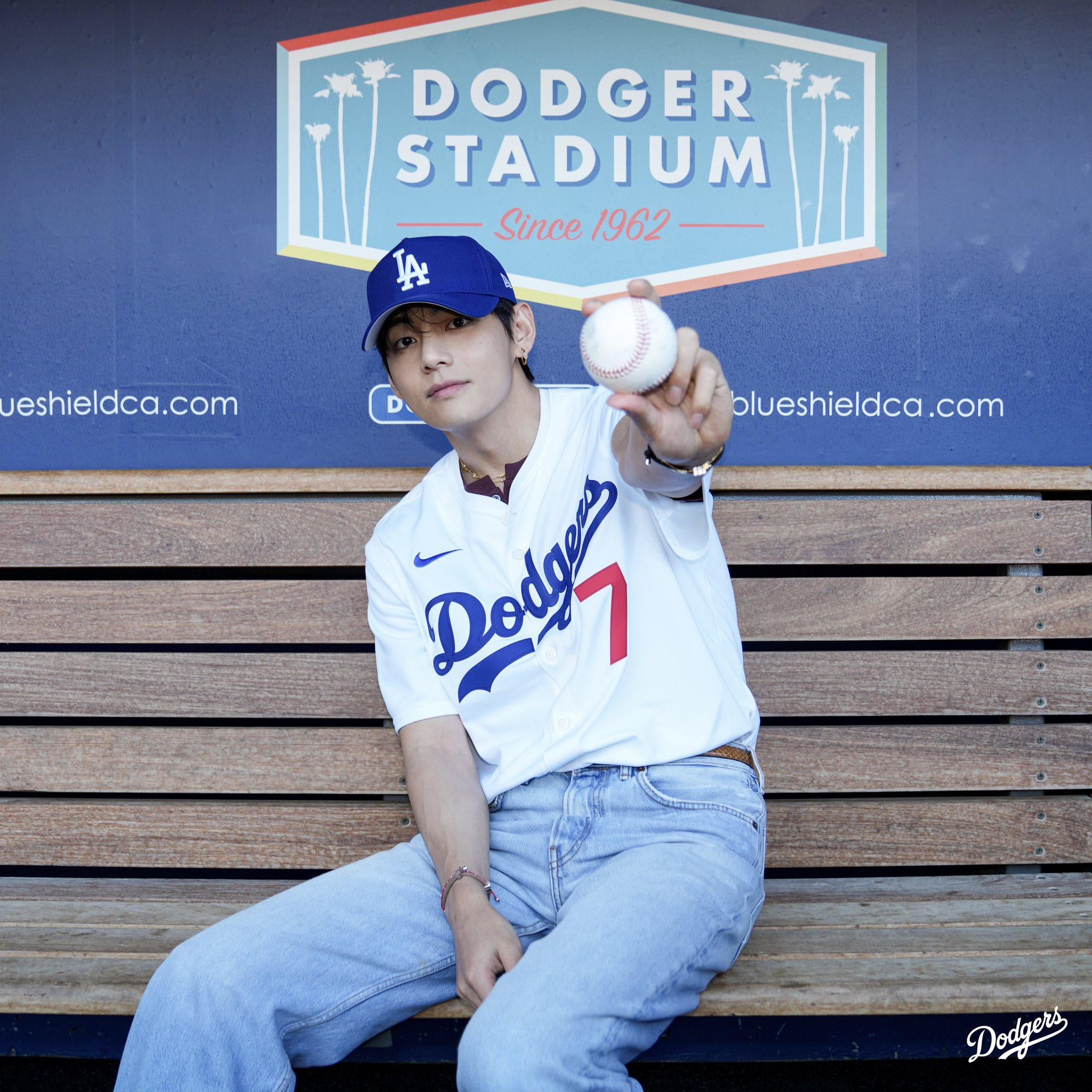 Dodgers Twitter feat Taehyung - 260825