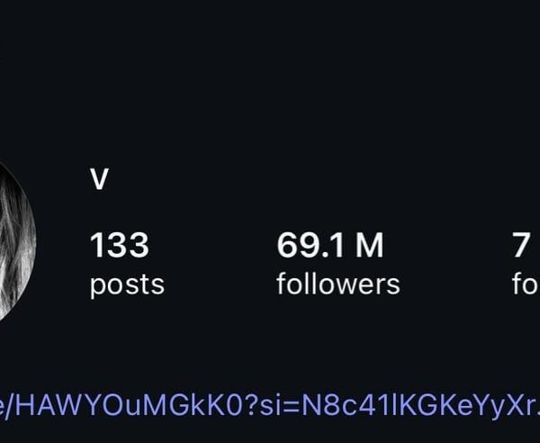 Taehyung updated his IG profile pic (again) - 070825