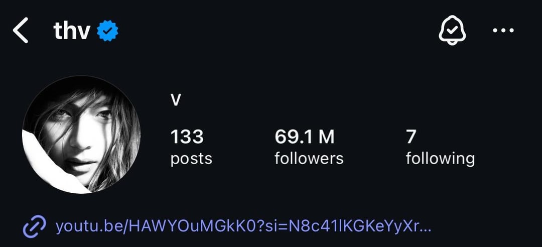 Taehyung updated his IG profile pic (again) - 070825