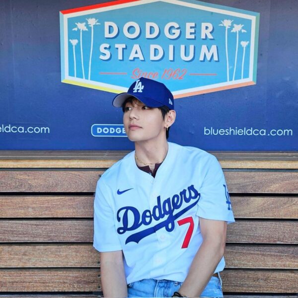 250826 BTS Official on Twitter: Today’s Bangtan with V @ Dodgers Stadium