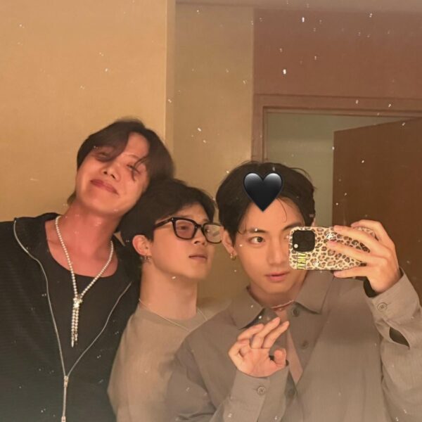 Taehyung IG Story with Hobi and Jimin 080825