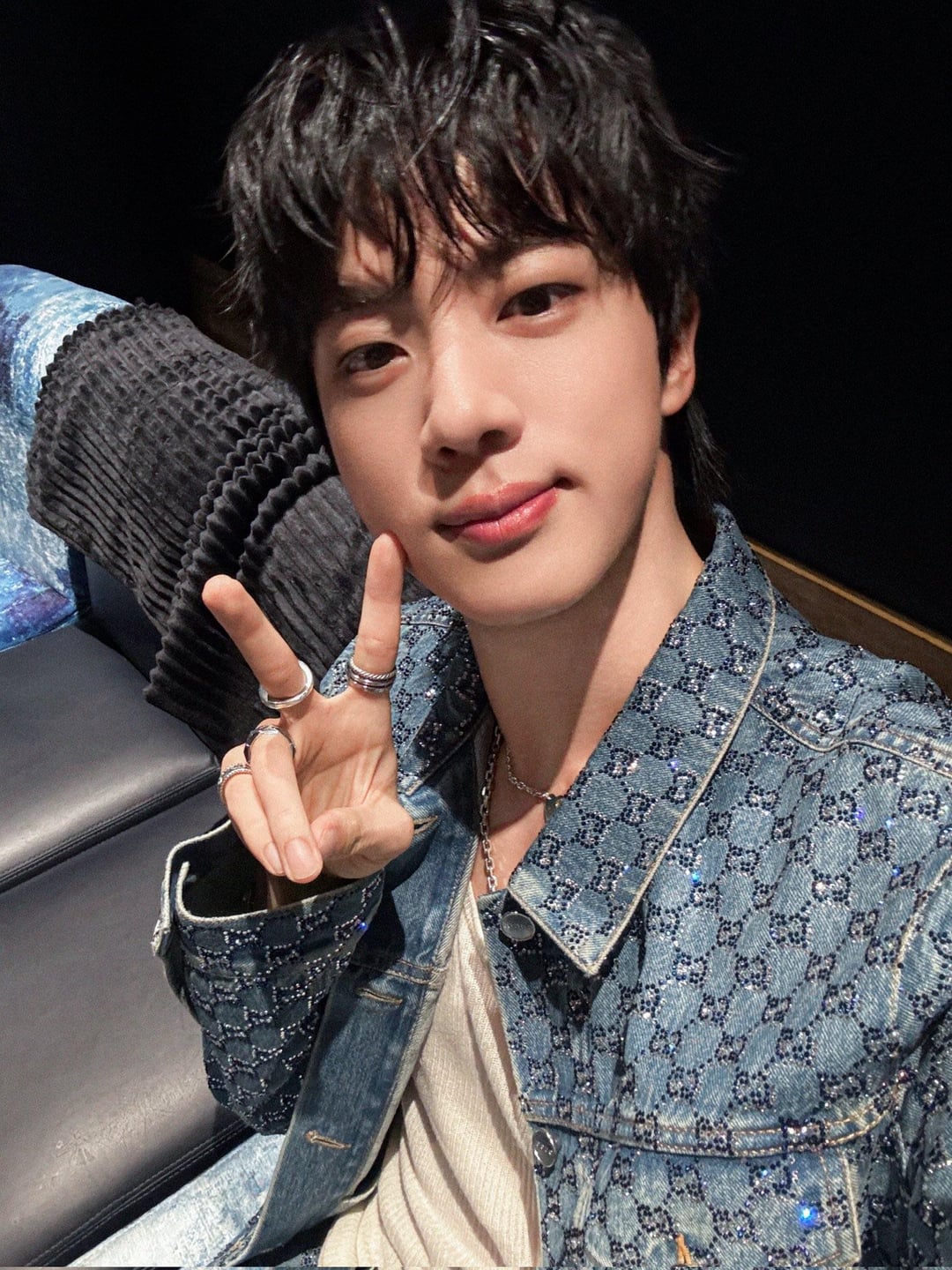 [BTS Official Twitter] Today’s Bangtan with Jin @ RUNSEOKJIN_EP.TOUR - London Day 2 - 070825