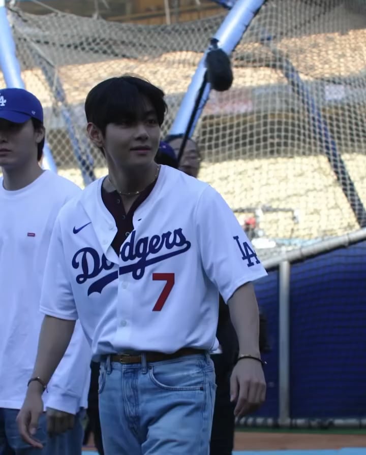 MLB IG Post (video) feat. Taehyung - 260825