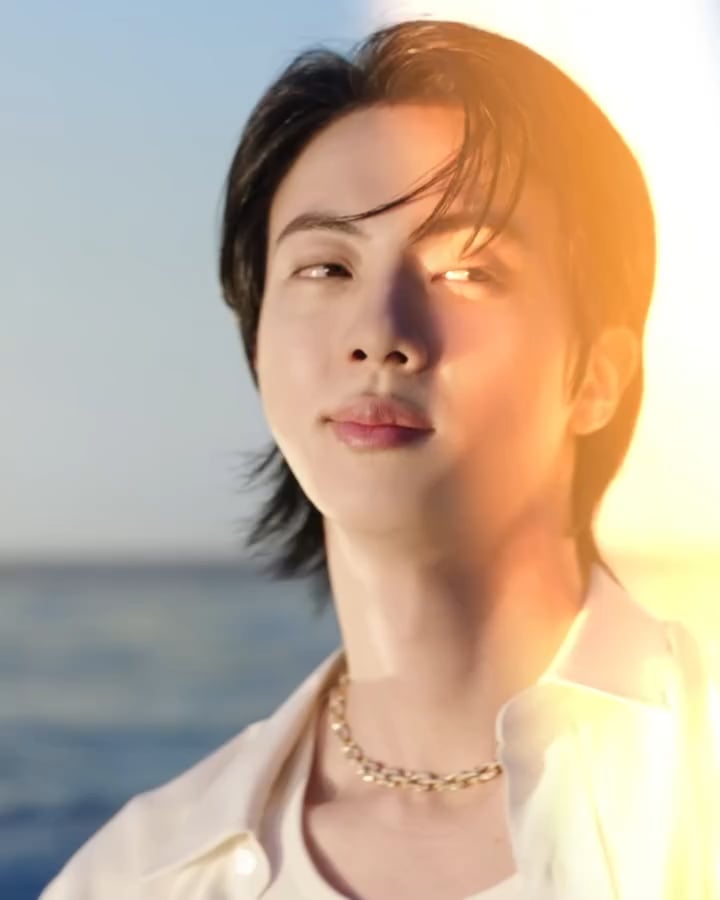 [ELLE Hong Kong IG Post] Jin for FRED Jewelry - 180825