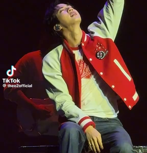 The O2 TikTok feat. Jin (2) - 060825