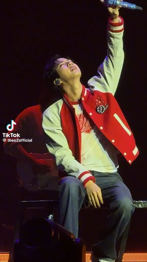 The O2 TikTok feat. Jin (2) - 060825