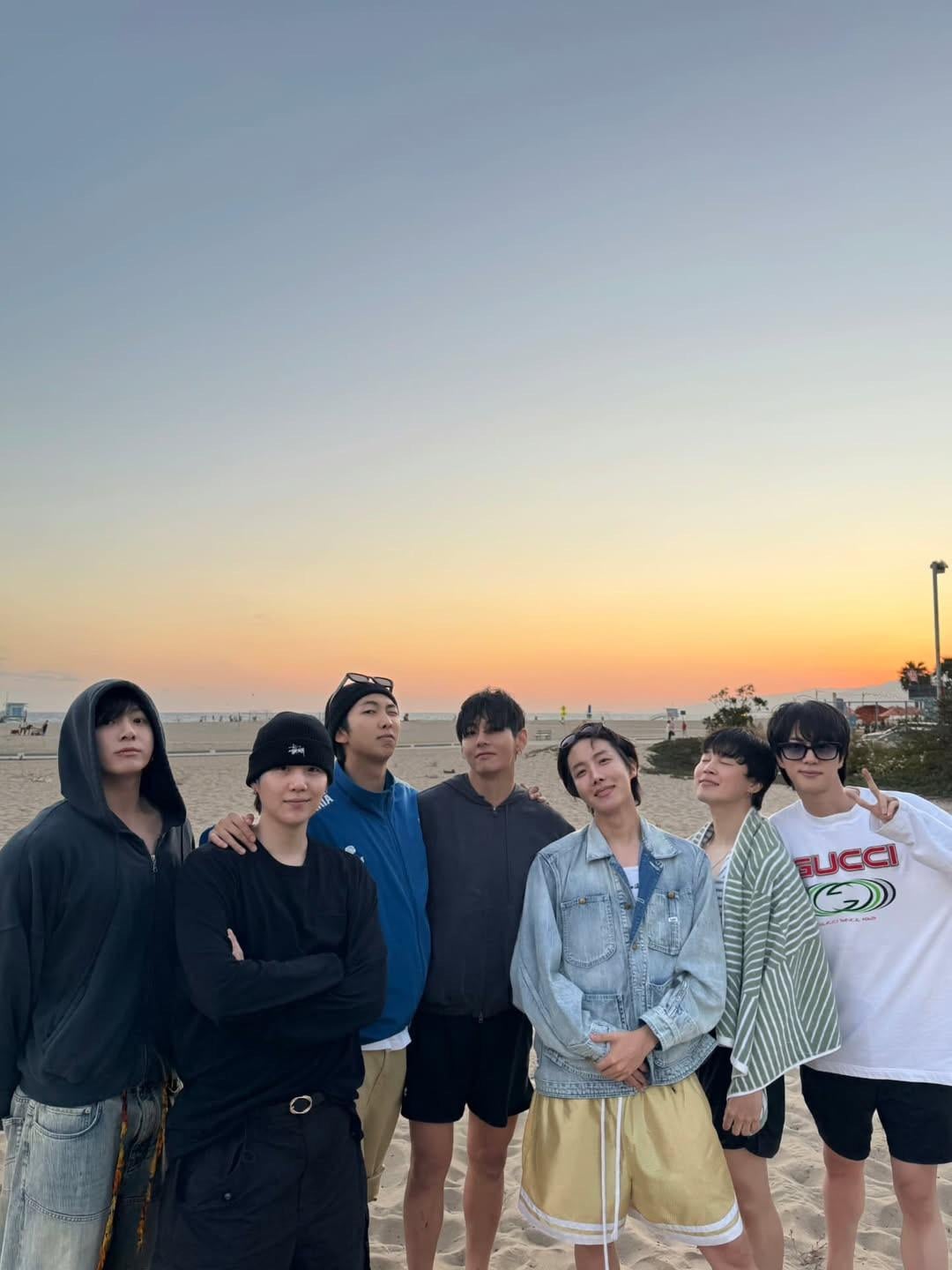 Hobi IG Post with OT7 - 210825