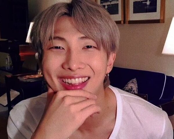 Having a bad day? Here is a photo dump of every member smiling!