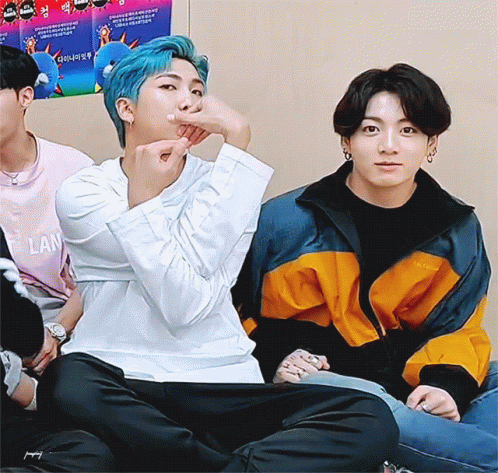 250918 r/bangtan Books with Luv: September’s Discussion Meeting is next week!