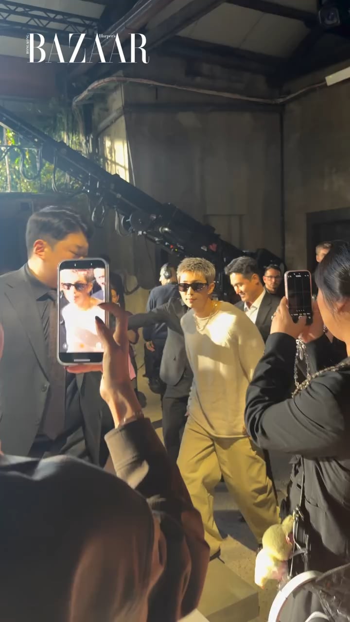 Harper’s BAZAAR Hong Kong IG Post feat. Namjoon at the Bottega Veneta Summer 2026 show - 280925