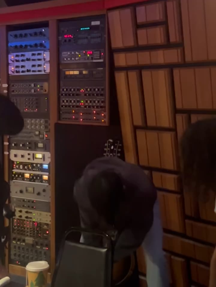 Taehyung IG Post (video) with Namjoon 270925