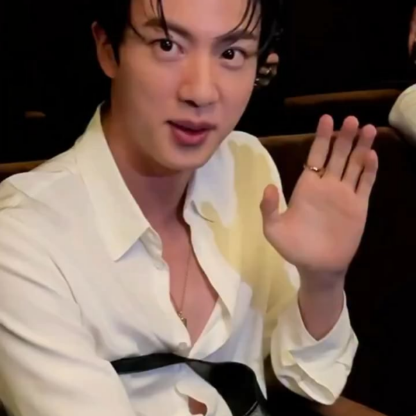 [Fashion Snap] Jin at Gucci’s SS26 Fashion Show - 240925