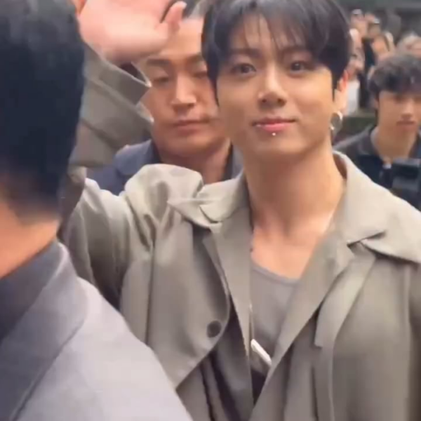 ELLE Japan IG Post feat. Jungkook at Calvin Klein SS26 fashion show - 130925