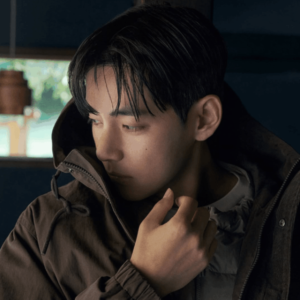 250905 Snow Peak on Instagram with V