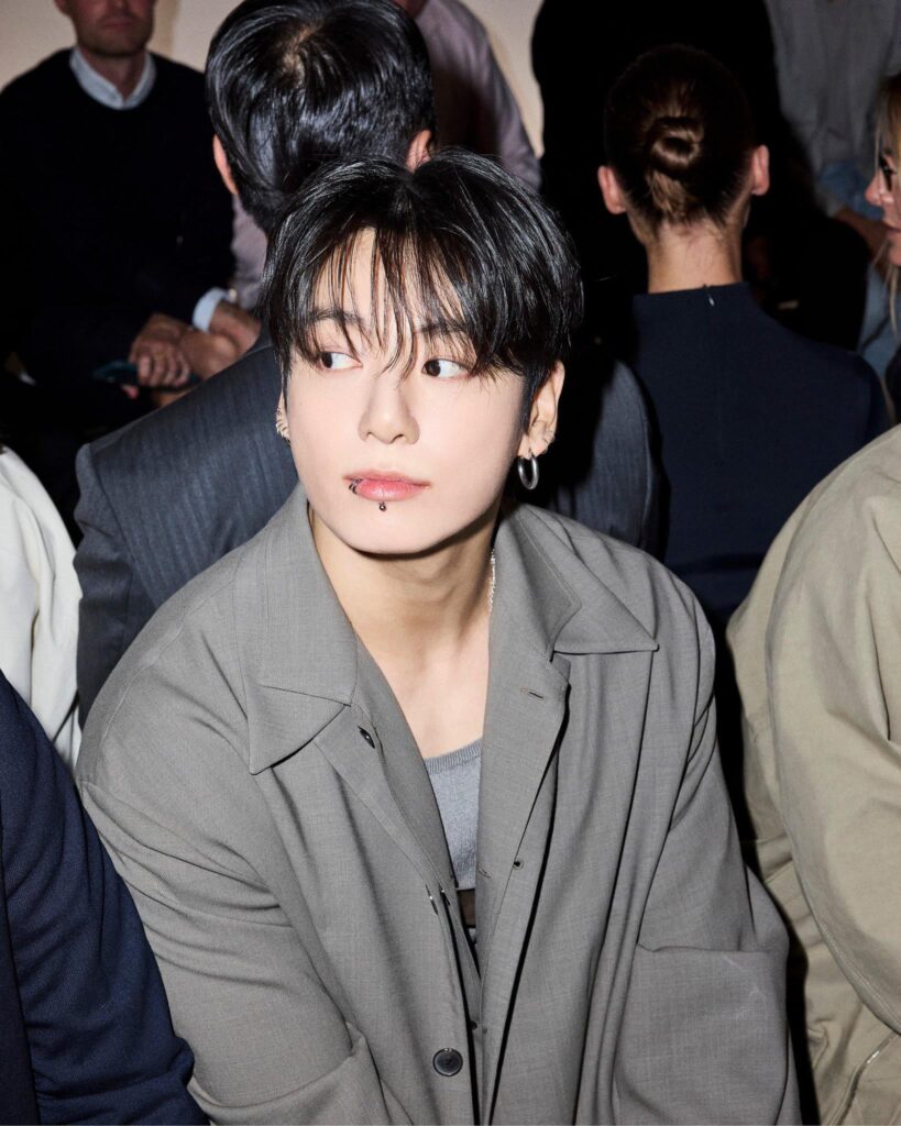 Calvin Klein IG Post with Jungkook (3) - 130925