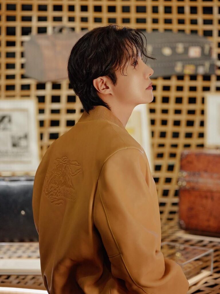WWD Japan IG Post feat. Hobi at Louis Vuitton’s Visionary Journeys exhibition in Osaka - 120925
